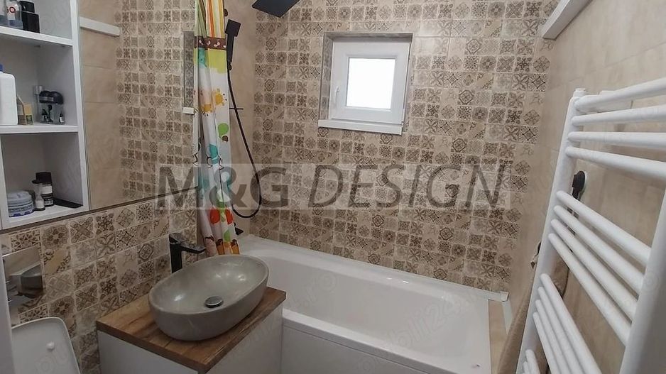 Apartament 3 camere decomandat cu centrala - Poză 9