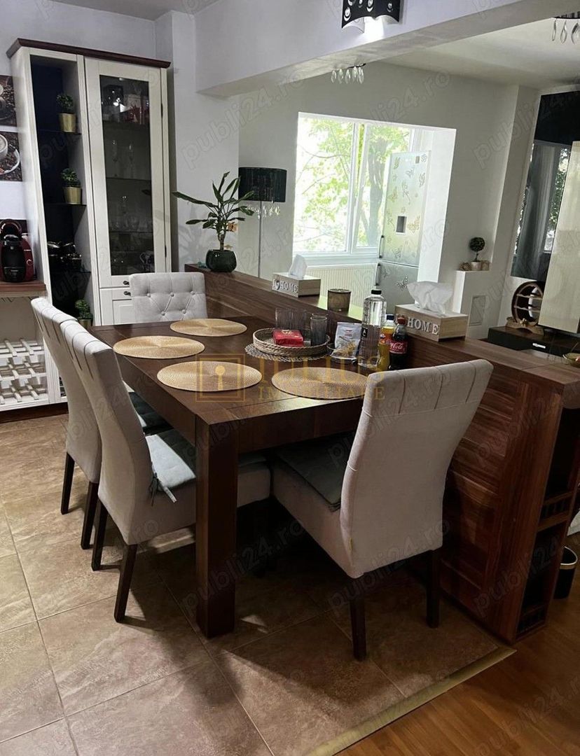 Central ,3 camere  , 2 dormitoare 2 bai , living cu bucatarie open  space - Poză 2