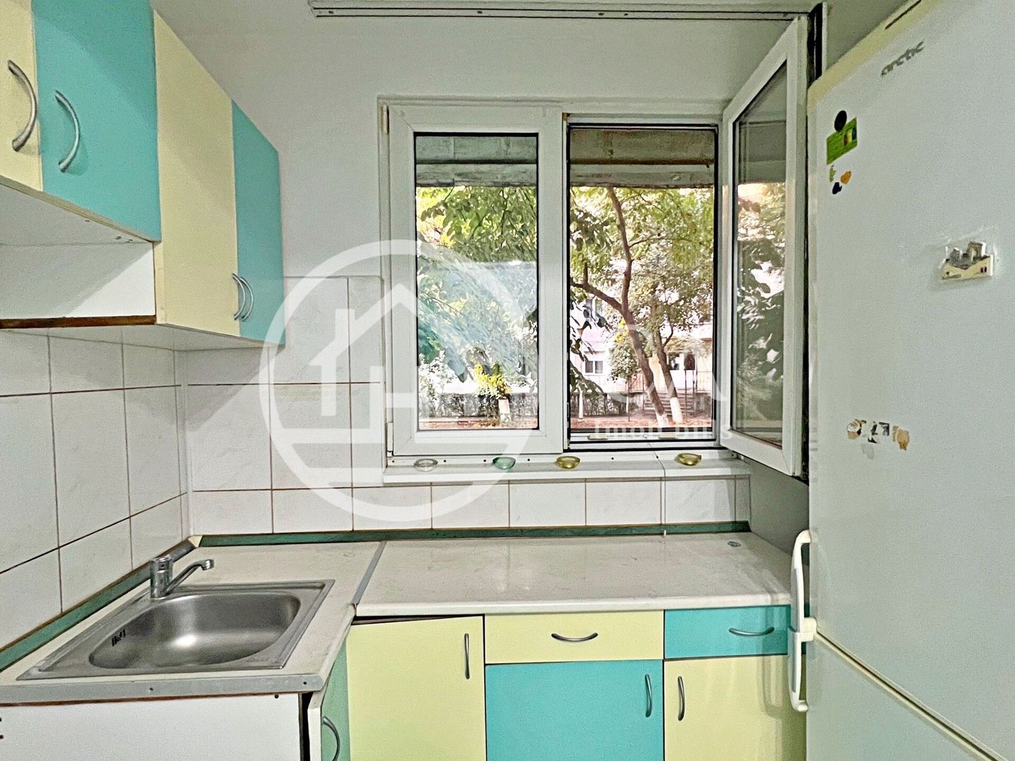 Apartament cu o camera de vânzare in zona Iosia, Oradea - Poză 4