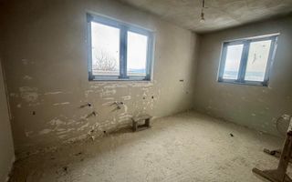 Casă individuală pe un nivel cu vedere panoramică spre munte - Poză 11