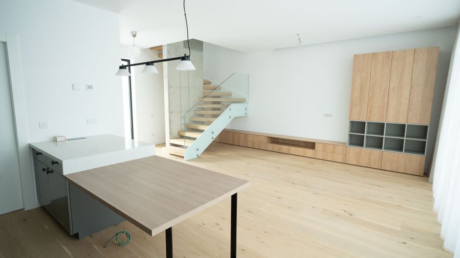 Inchiriere vila 3 camere in Amber Forest - Poză 2