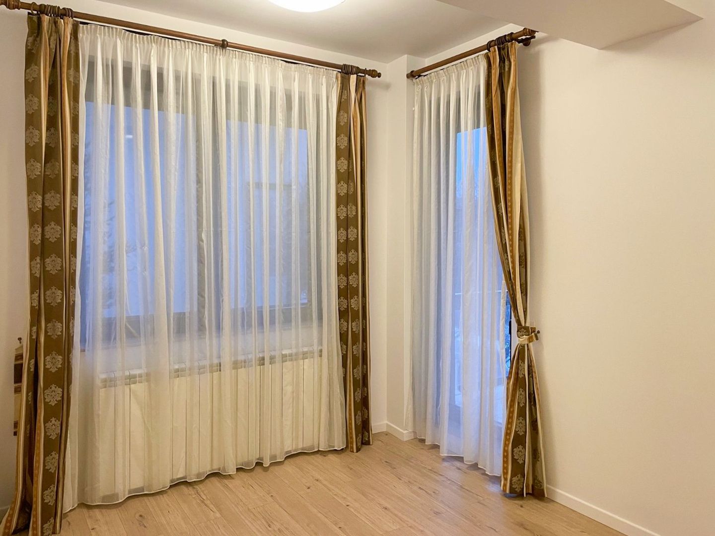 Chirie I Apartament 3 camere I North Area Lake View - Poză 18