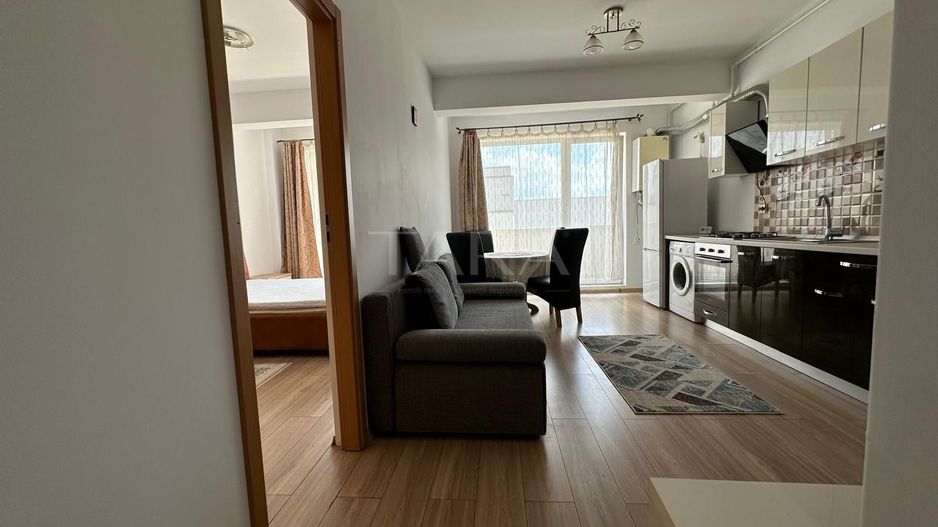 Apartament cu 2 camere de închiriat în zona Centrala - Poză 1