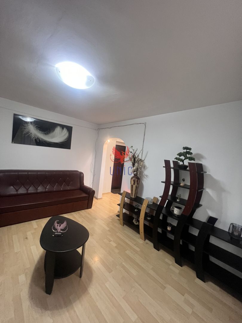 Decomandat, stradal, Calea Bucuresti etaj 1 - Poză 60