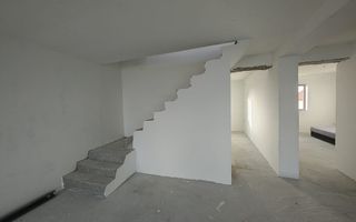 Valu lui Traian ( cod 02) - casa 4 camere zona F - Poză 1