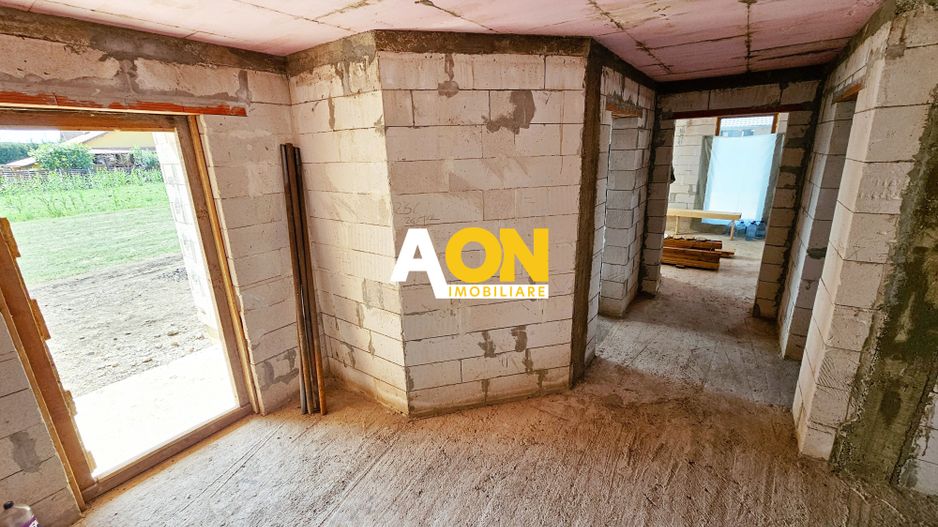 Casa la rosu, 4 camere, 301 mp teren, P+1, zona Alba-Micesti - Poză 7