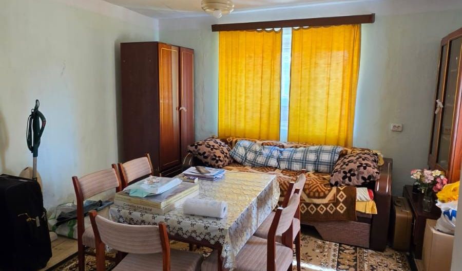 Casa de vanzare in Petresti la 68.000 euro - Poză 2
