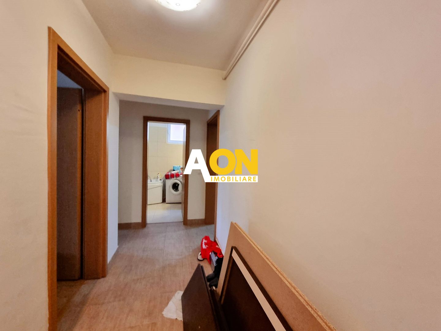 Apartament 2 camere, decomandat, cartier rezidential, Cetate - Poză 8