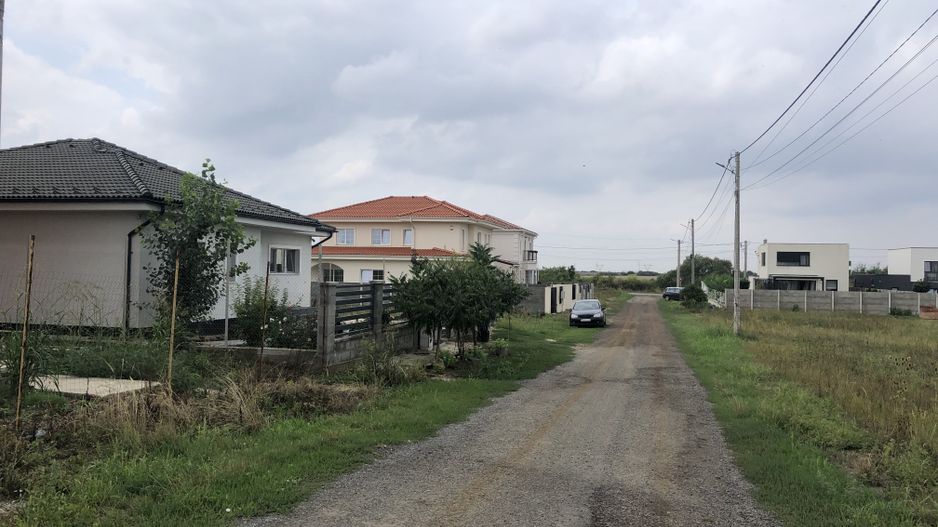 Teren Dumbravita -str Hunyadi Janos-1370 mp comision 0 - Poză 3