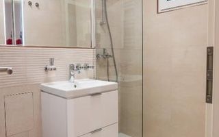 Piata Dorobanti apt 2/3 cam de preferat pentru spatiu de birouri - Poză 9