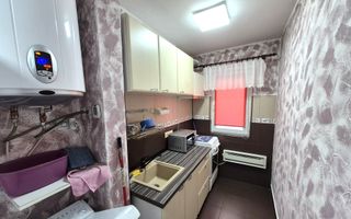 Apartament 3 Camere, Et.6, Semidecomandat, 42 mp, Zona Cetate - Poză 5