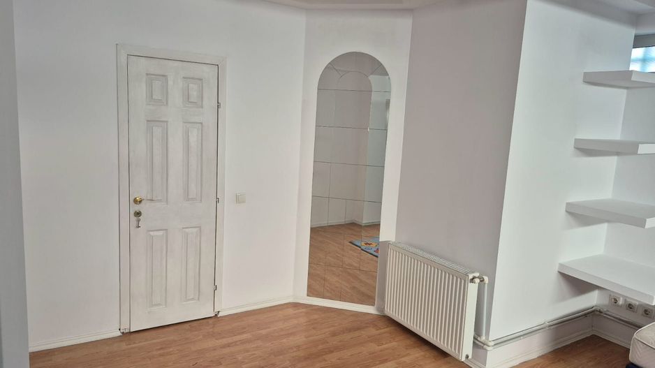 Spațiu 5 camere,vilă elegantă, ideal birouri, 200 mp, Doamna Ghica - Poză 12