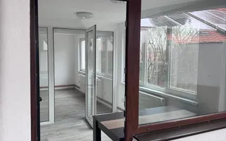 Casă pe 3 nivele, cu 13 camere-zonă centrală, str. Mihail Kogălniceanu - Poză 20