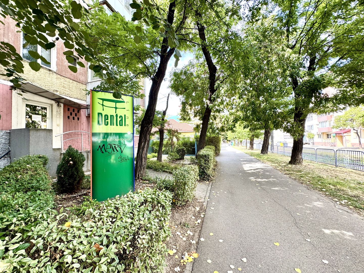 Cabinet stomatologic cu tradiție 20+ ani - dotat si funcțional - Poză 25