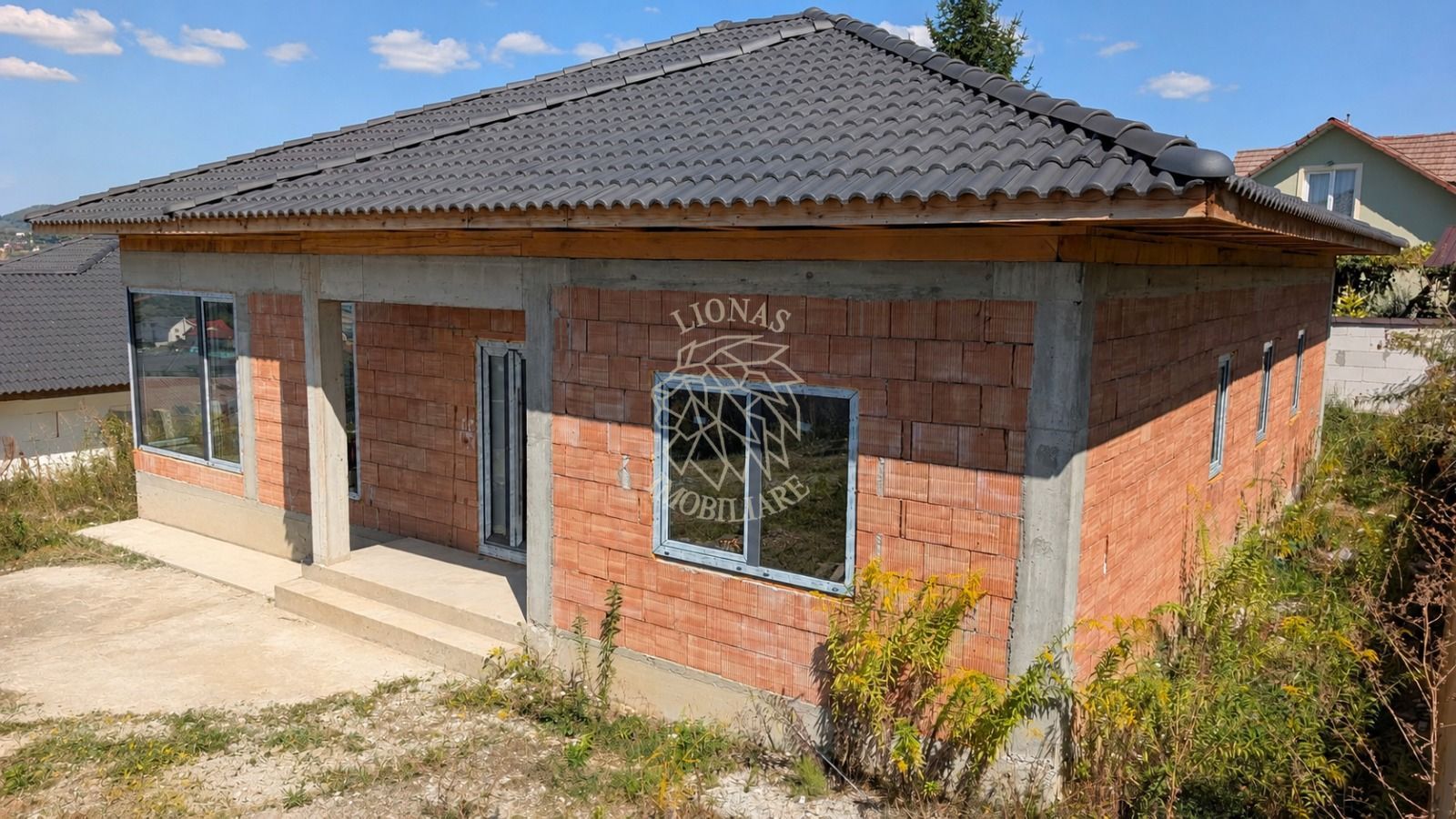 Casa Semifinisata 4 camere 109 mp-teren 453 mp-terasa-Valea Ghinzii - Poză 2