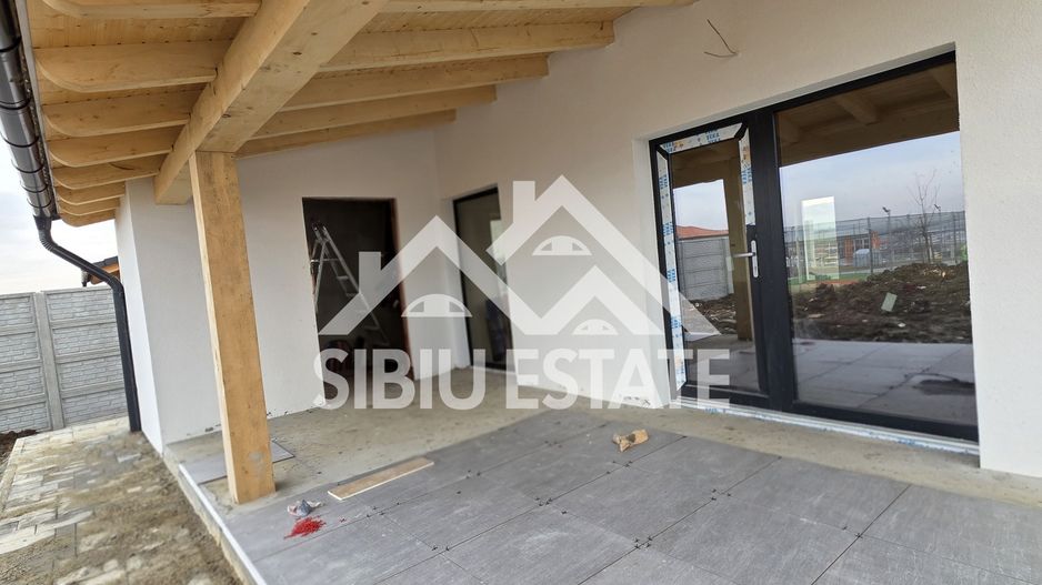 Casă individuală de vânzare – Șura Mică ,Teren 500 mp, zonă linistita - Poză 8