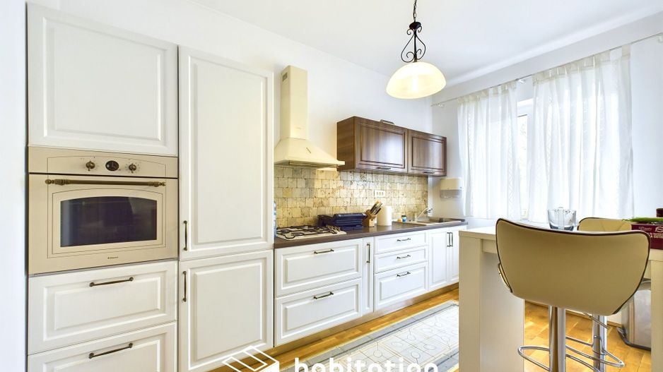 Tur virtual! Casă P+M cu garaj și 4 dormitoare, Dumbrăvița - Poză 6