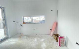 Duplex pe parter de vanzare in Bucovat - Poză 13