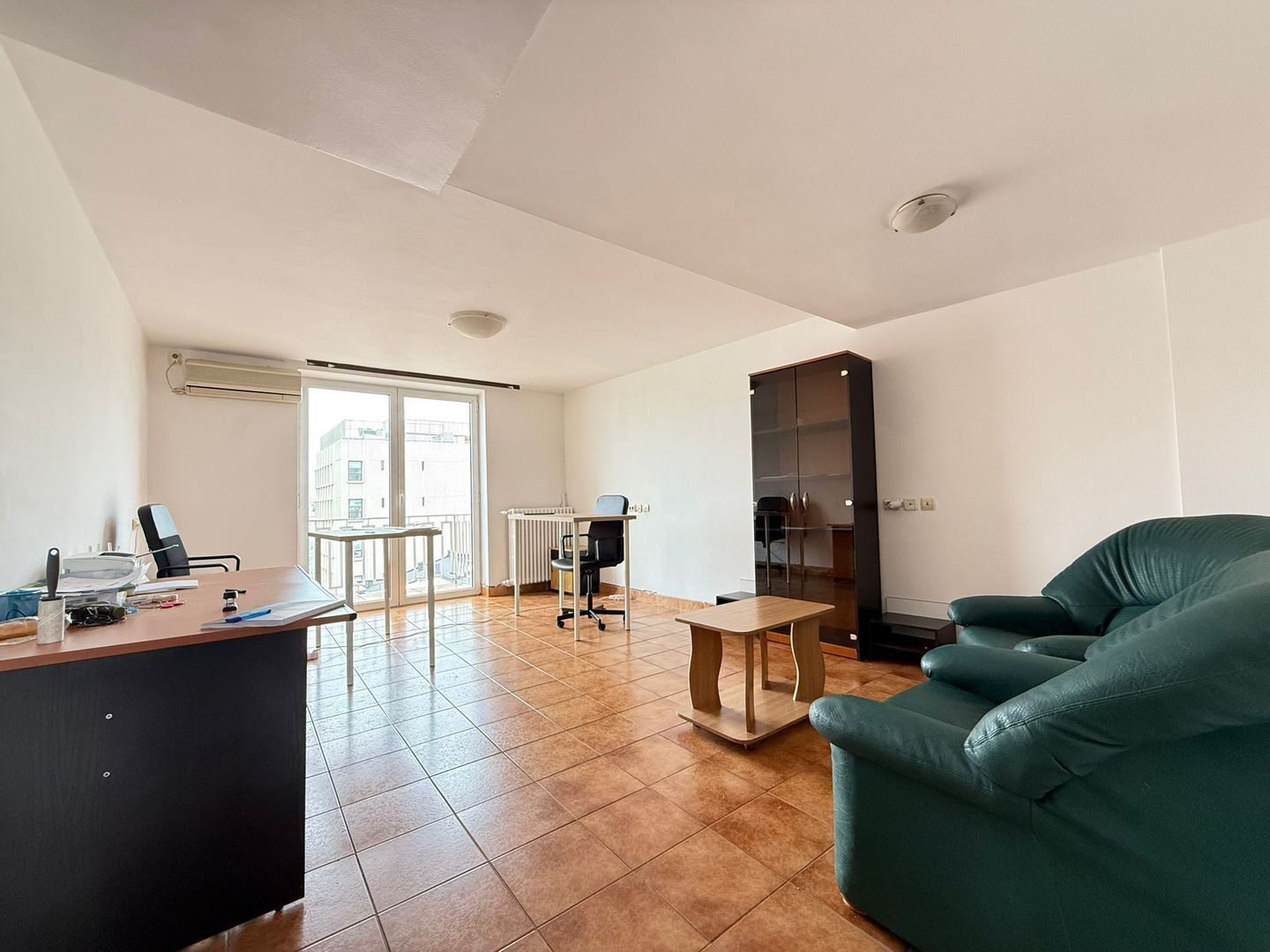 Apartament 3 camere Rond Piata Romana T687 - Poză 1