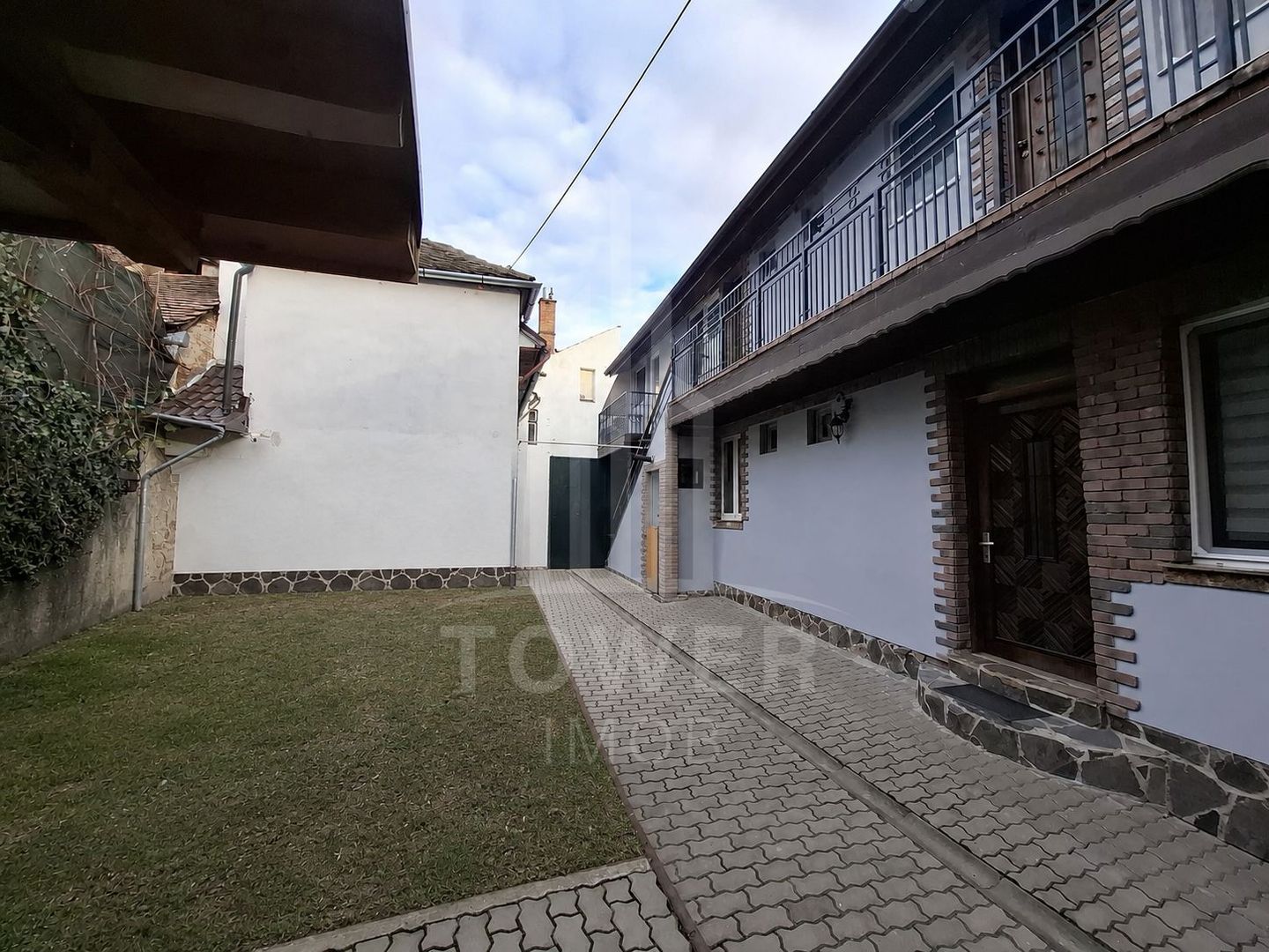 De vânzare teren cu proiect de reconstrucție apartament – zonă centrală - Poză 9
