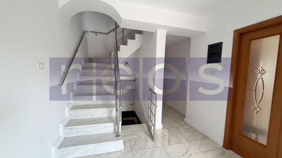VANZARE VILA | 5 CAMERE | CURTE SUPERBA | ZONA FUNDENI - Poză 12