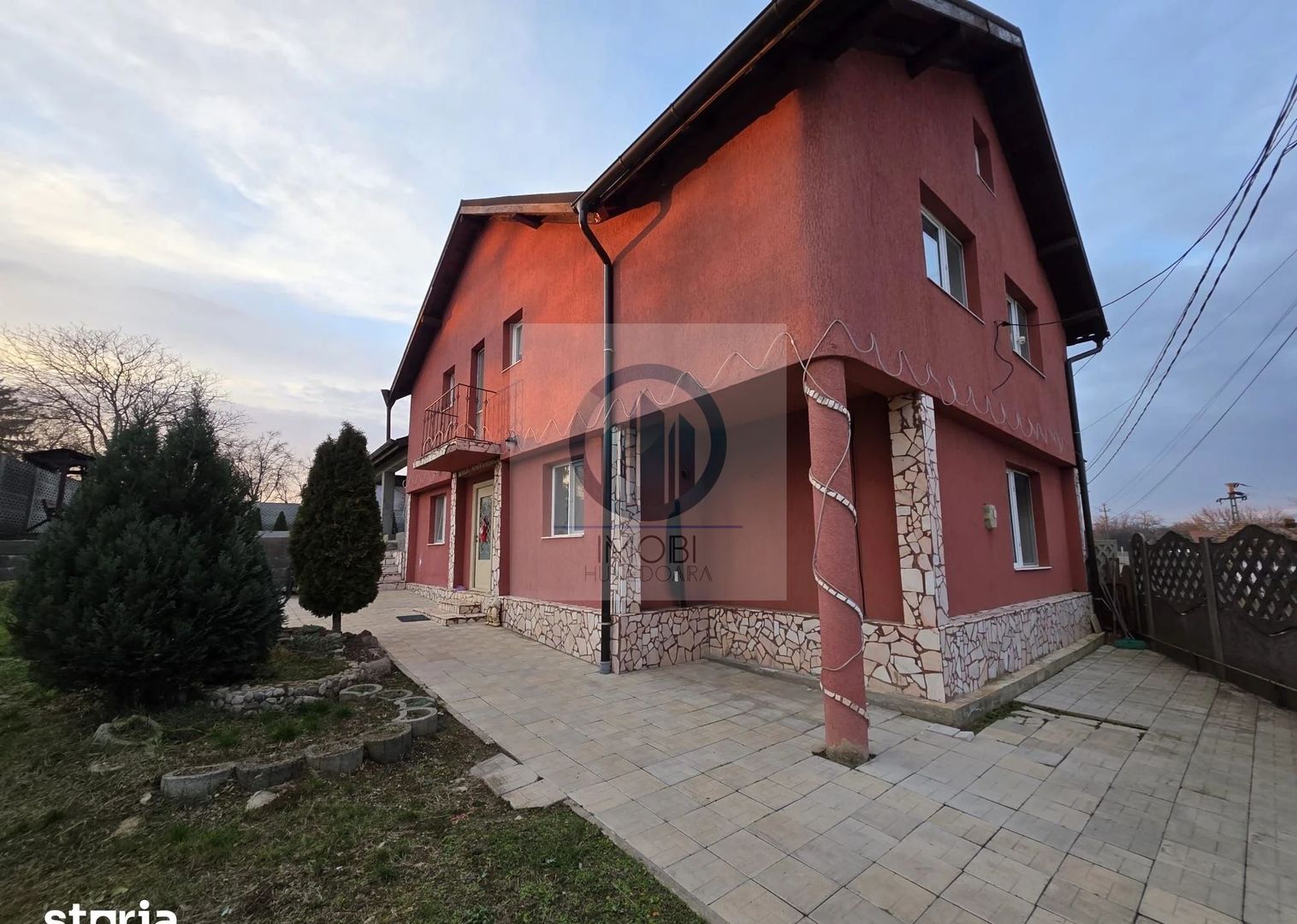 Casa moderna cu etaj si piscina, terasa si teren 700 mp – Simeria, HD - Poză 3