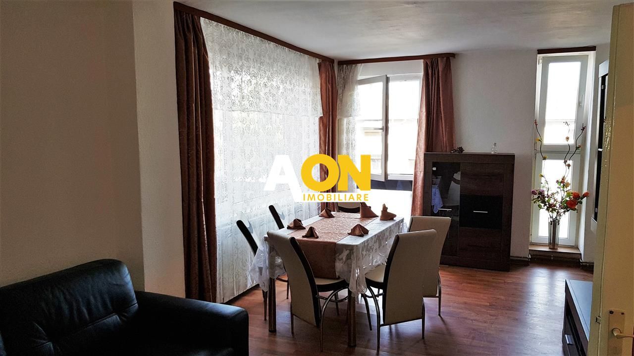 Apartament 3 camere, etaj 1, ultracentral - Poză 1