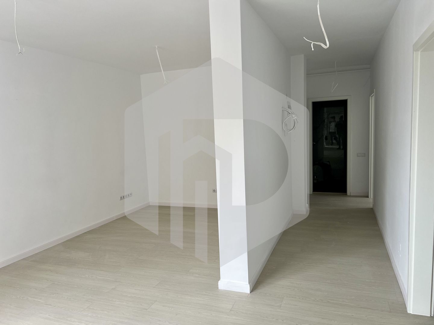 Apartament/ spatiu comercial in zona Kogalniceanu- Parter- La cheie - Poză 13