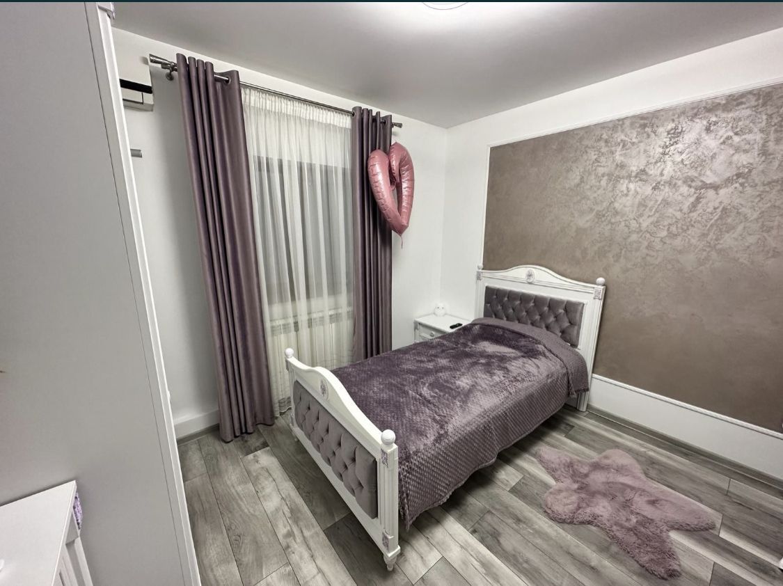 Vand ap 3 camere zona Big Cora Bratianu - Poză 1