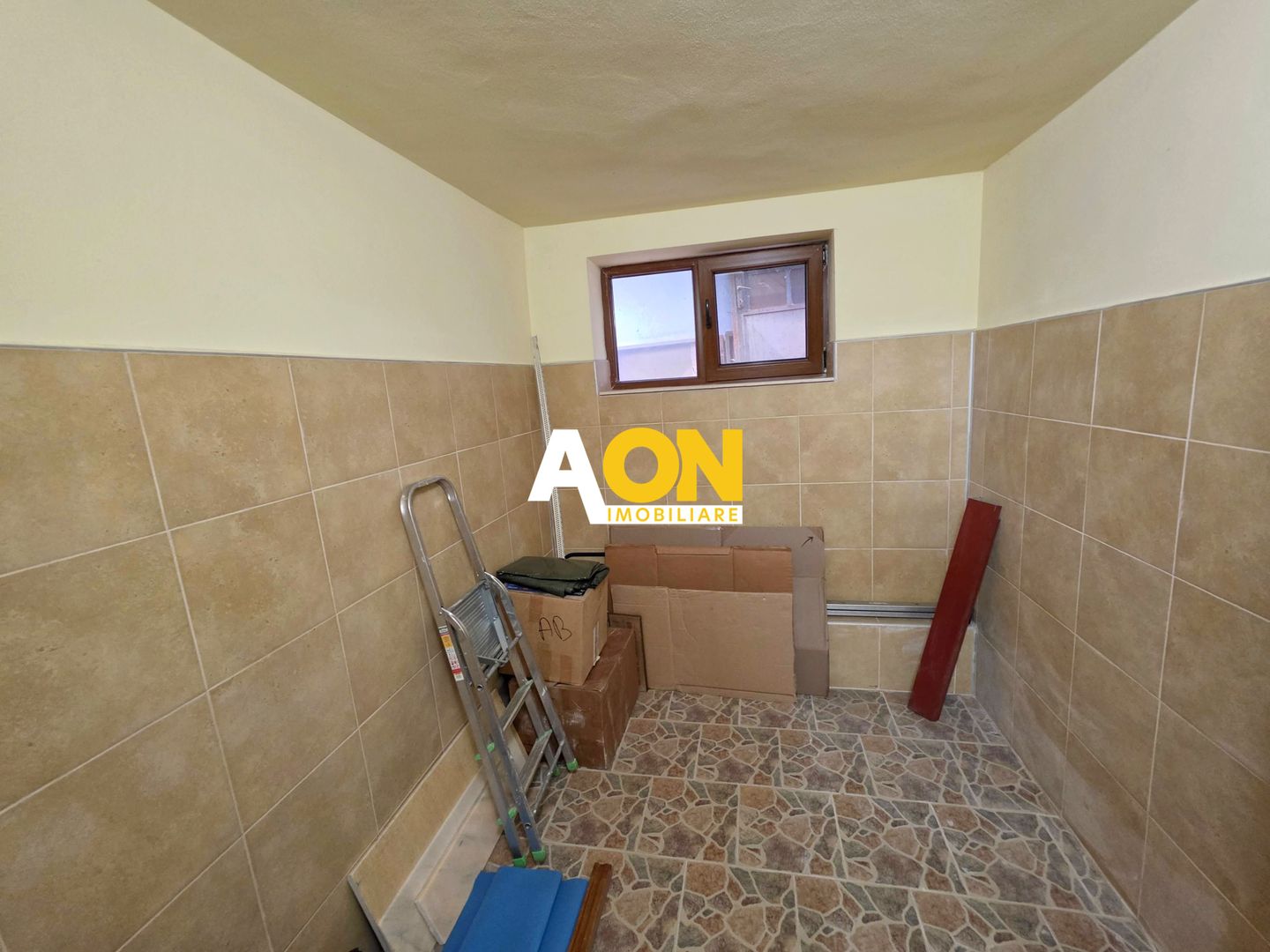 Duplex mobilat, utilat, 4 camere, garaj, zona exclusivista, Cetate - Poză 19