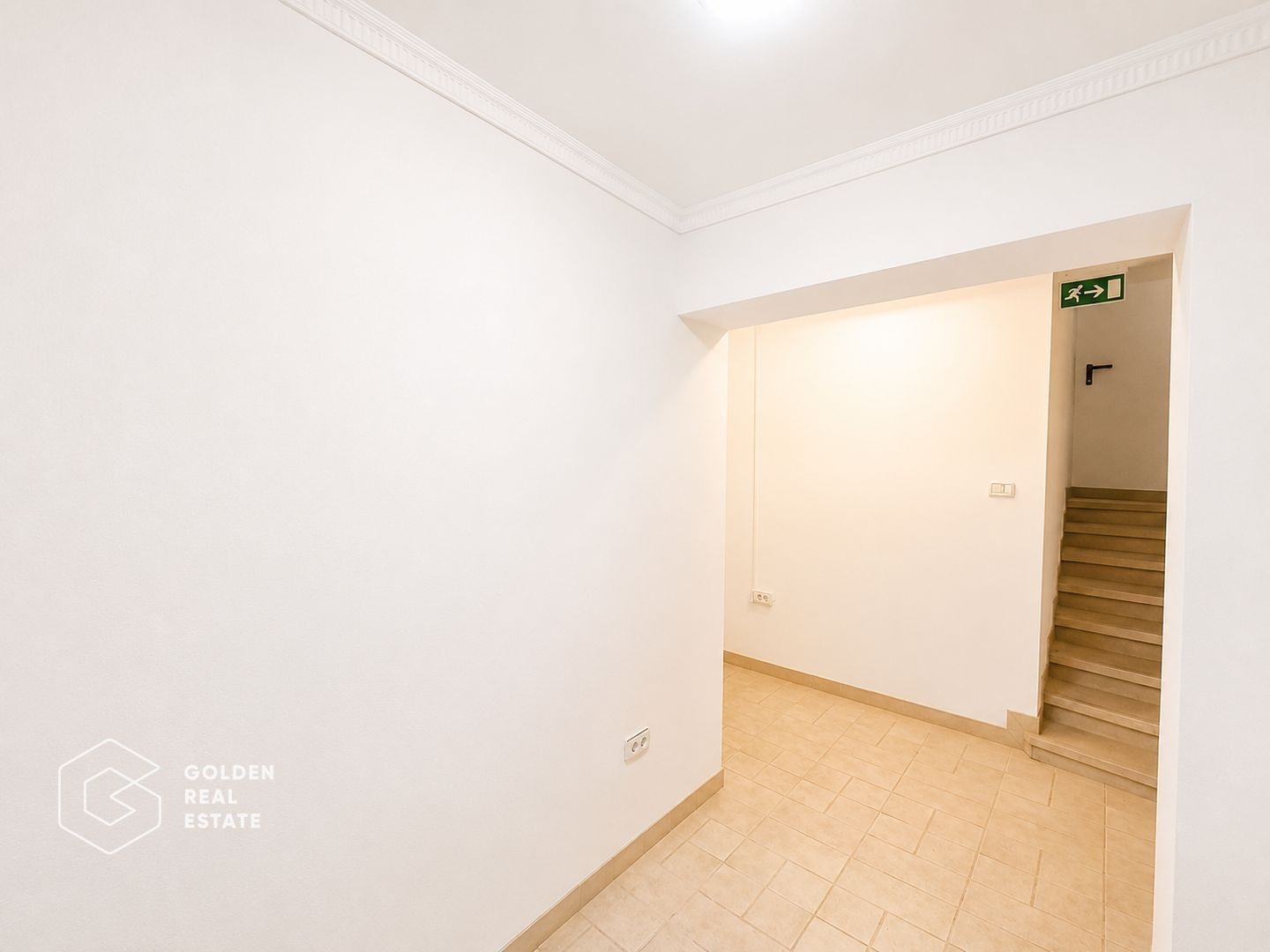 Spatiu pretabil salon infrumusetare, cabinet, 8 camere, Boul Rosu, 200mp - Poză 14