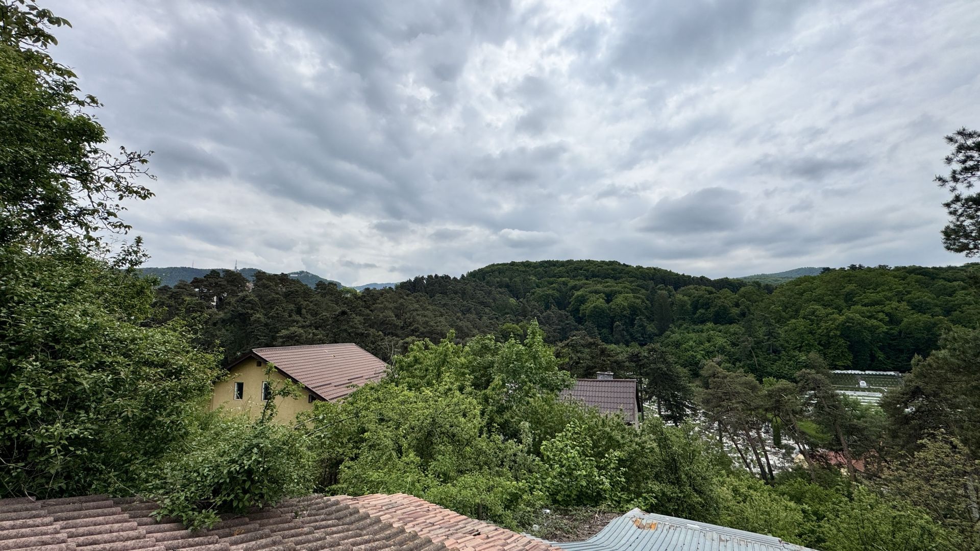 Apartament cu 2 camere in casa in Blumana, Brasov - Poză 5