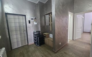 Apartament 4 camere - 85mp - Pacurari -Alpha Bank - Poză 9