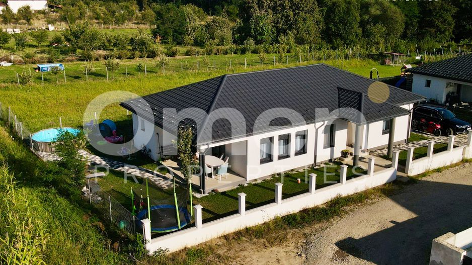 Casa de vânzare în Satu Nou de jos - Poză 1