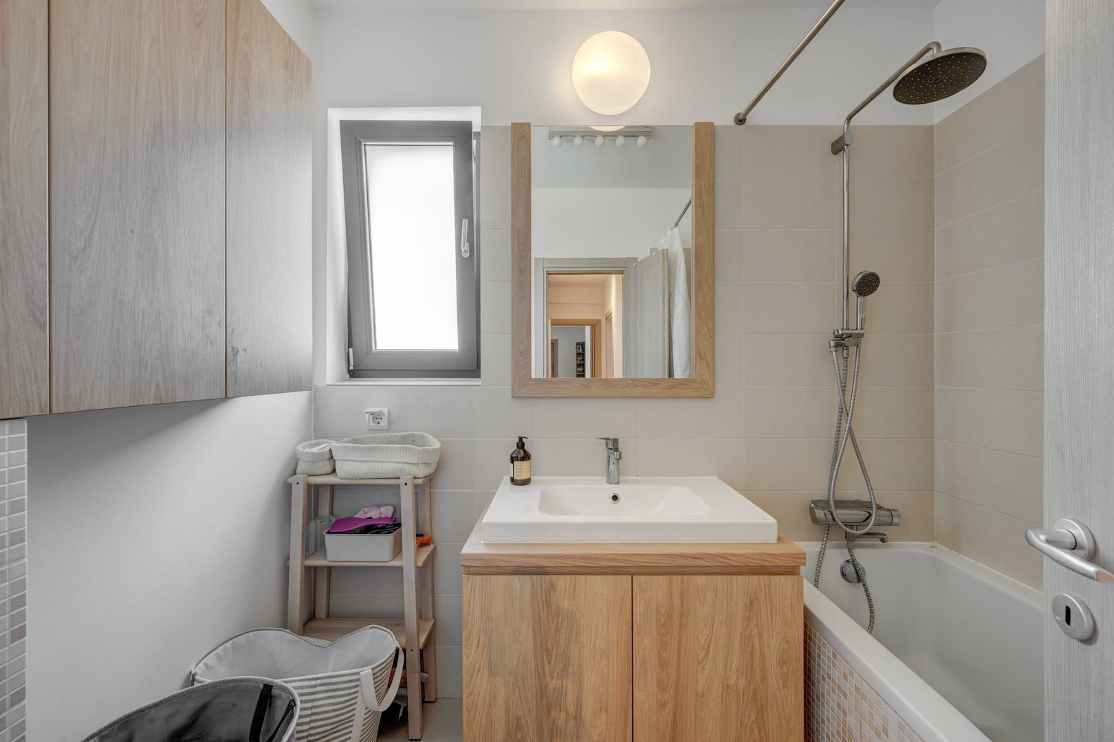 Apartament mobilat si utilat langa padurea Baneasa - Poză 11