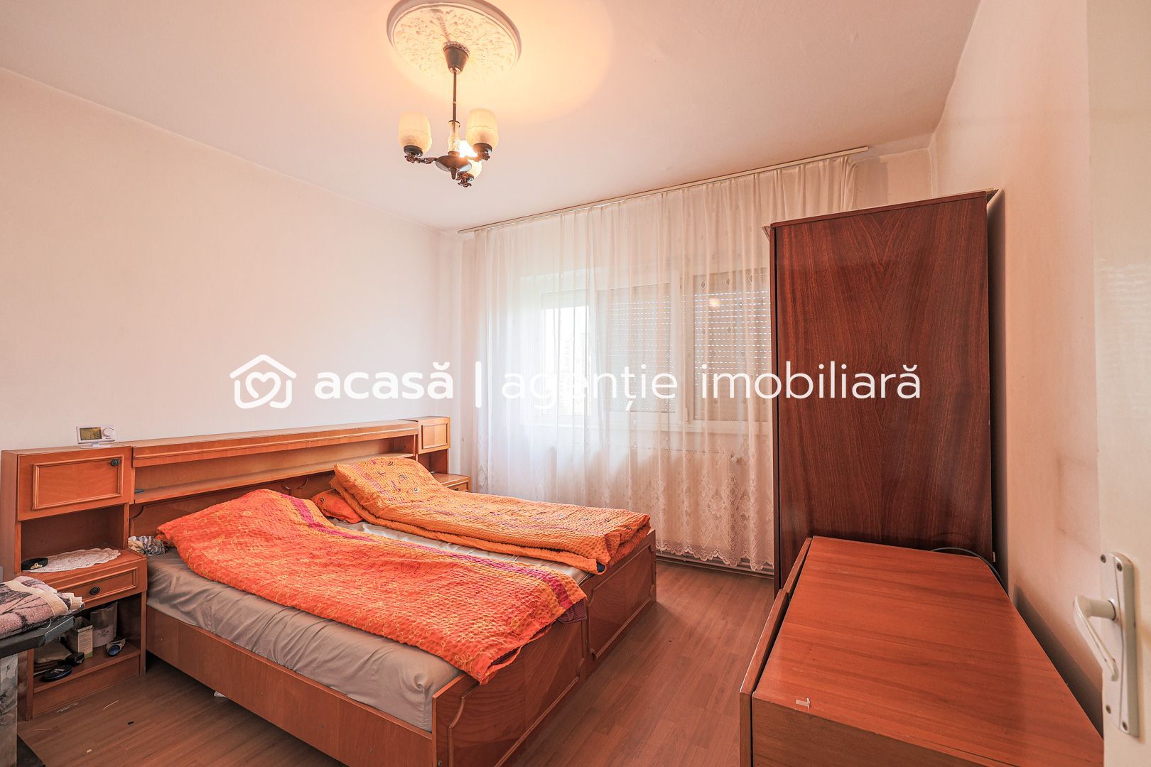 Rezervat Apartament cu 3 camere decomandat in Zona 300 - Poză 4