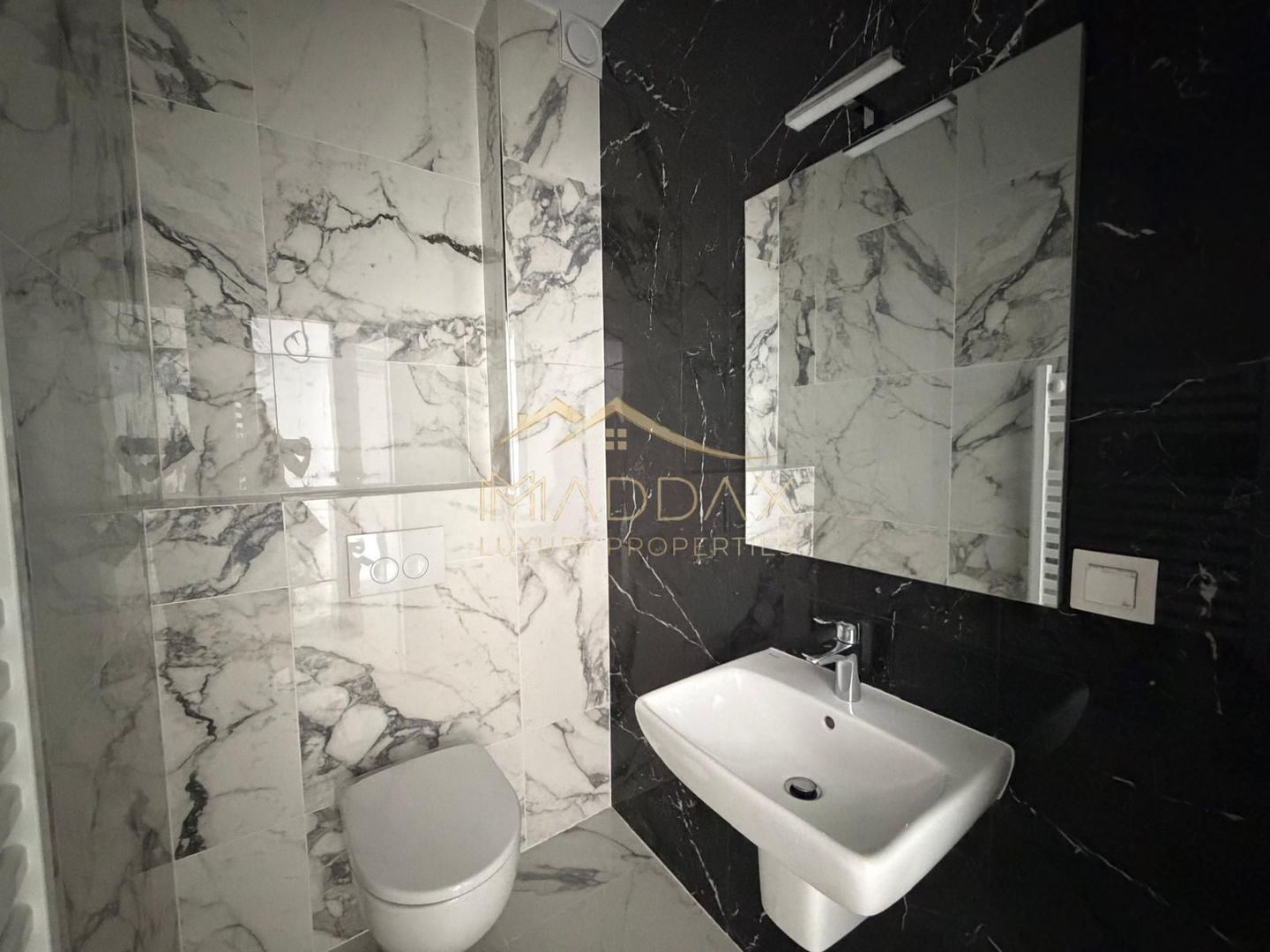 Apartament de vanzare 2 camere + 2 bai I Mamaia Nord I Malul Marii Negre - Poză 6