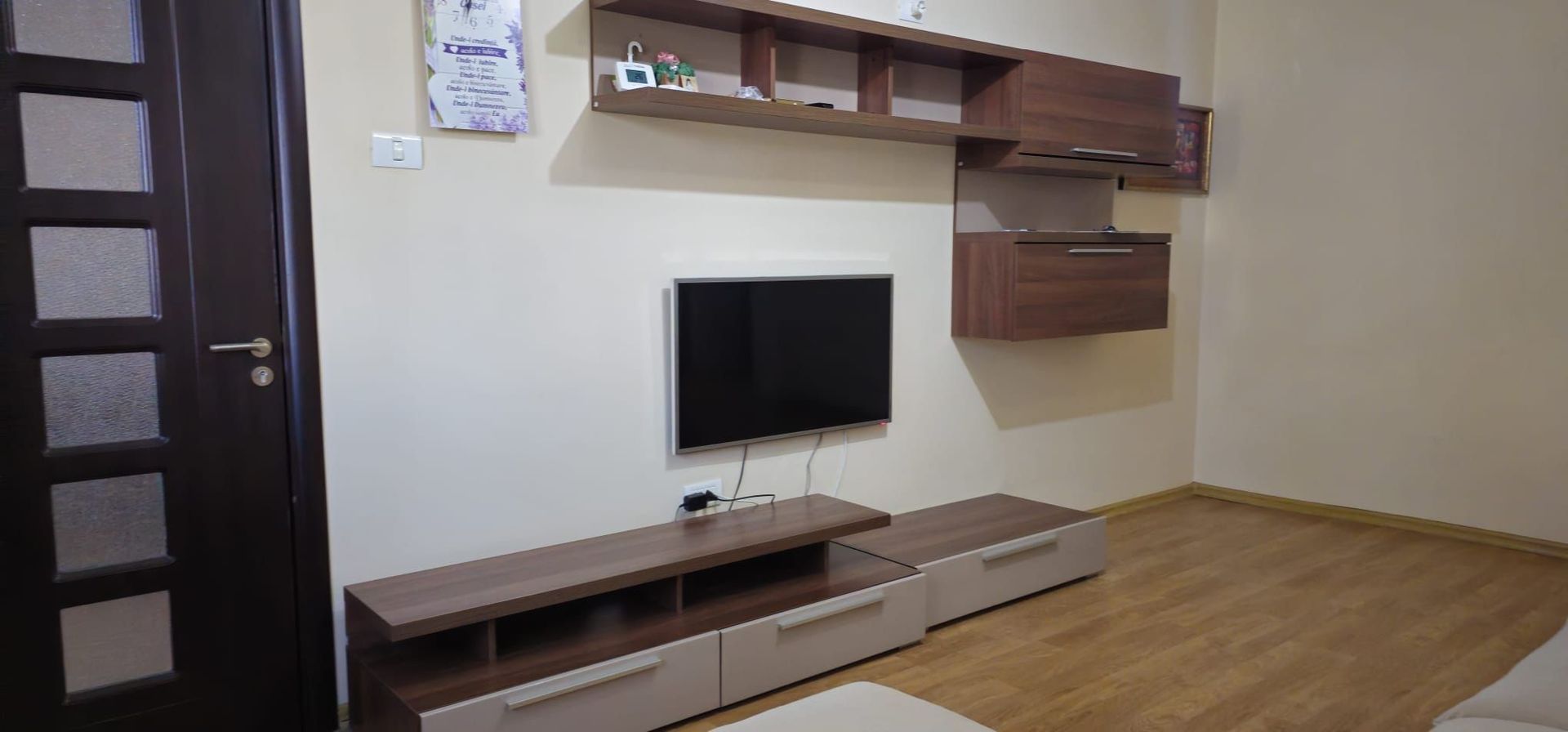 De închiriat apartament cu 2 camere, etajul 1 - Zona Nae Leonard - Poză 2