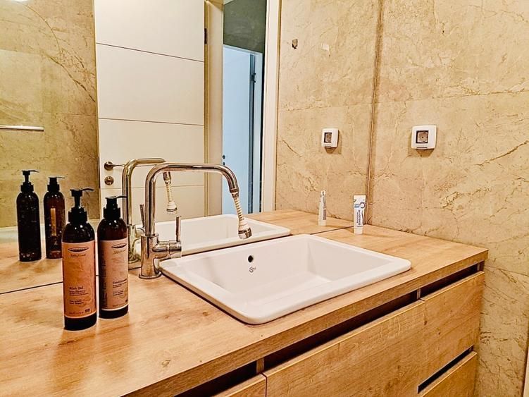 Apartament lux de vânzare | 2 camere | Floreasca | vedere panoramică lac - Poză 7