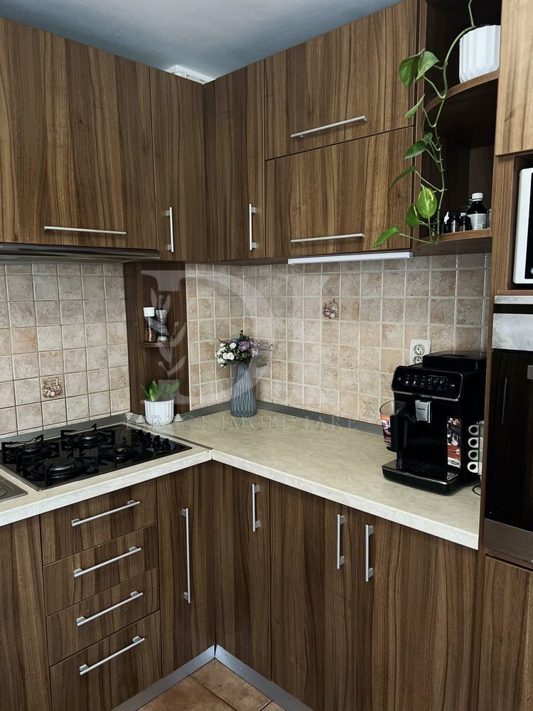 Apartament la cheie / boxă și garaj / Zona Eroilor - Poză 4