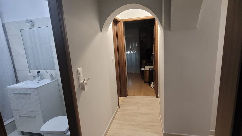 ageuropa.ro vinde apart. FINISAT cu 4 cam 84mp etajul 1 în Carpați 2 - Poză 7