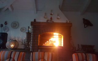 Casa cocheta zona Lupeni - Poză 3