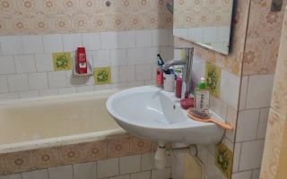 Apartament 2 camere, decomandat, zona Alexandru Rond 28, Iași - Poză 1