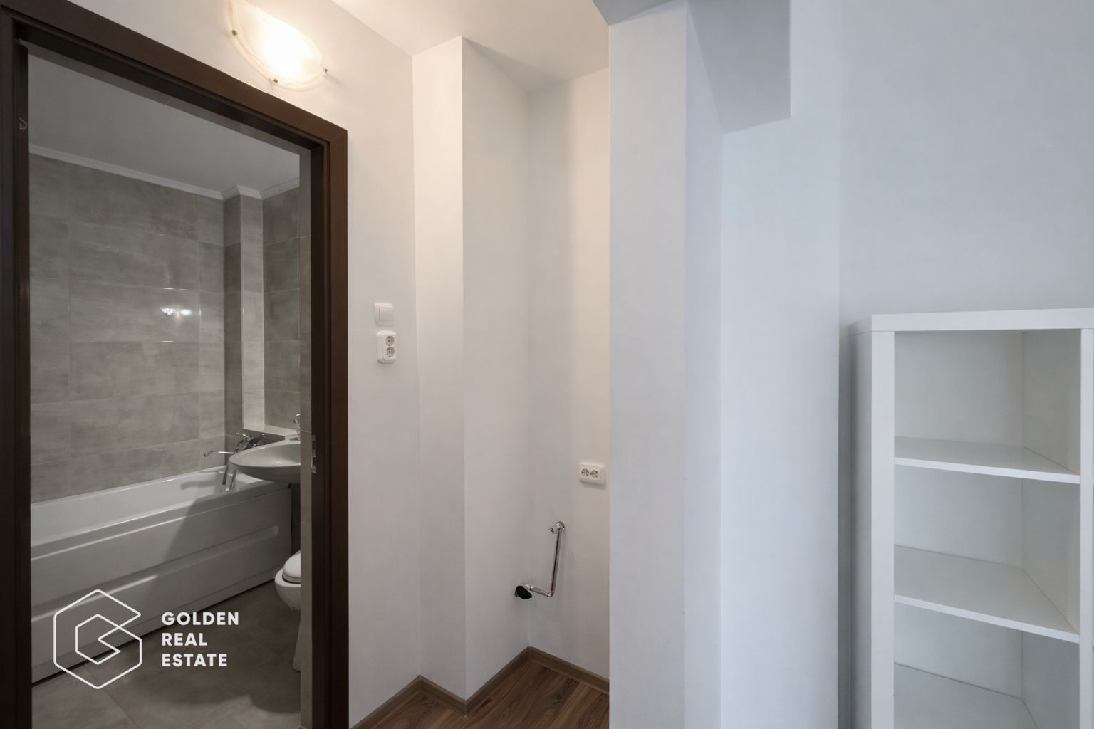 Apartament 3 camere, decomandat, zona Micalaca - Poză 11