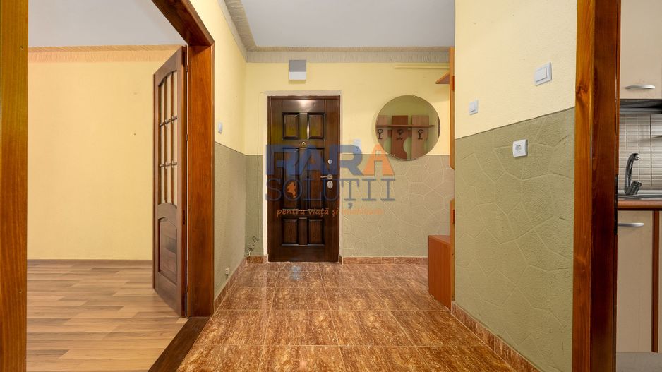 Apartament cu 3 camere, două băi, 77 mp - Poză 6