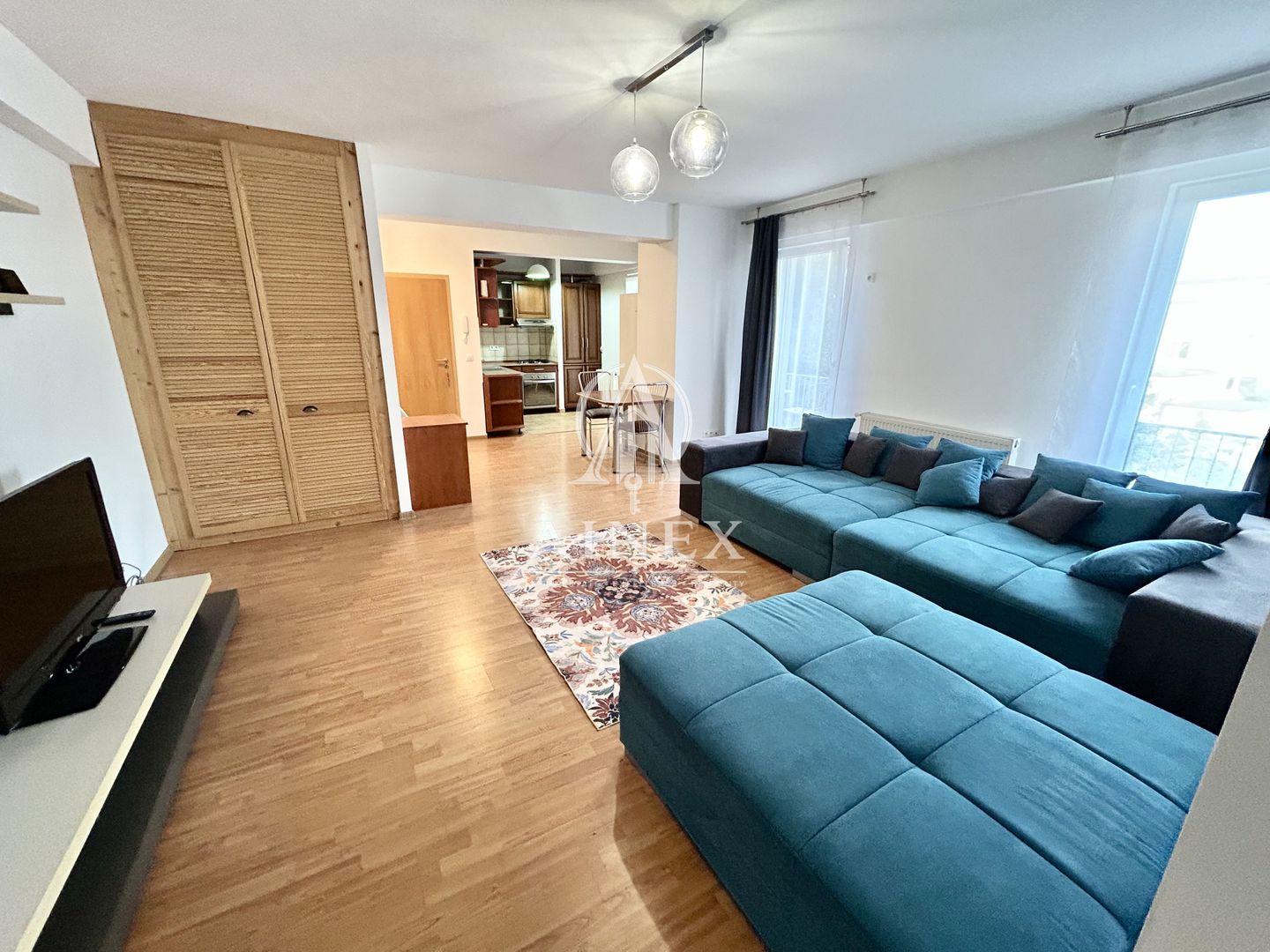 OCAZIE APARTAMENT 2CAMERE LIPOVEI - Poză 1