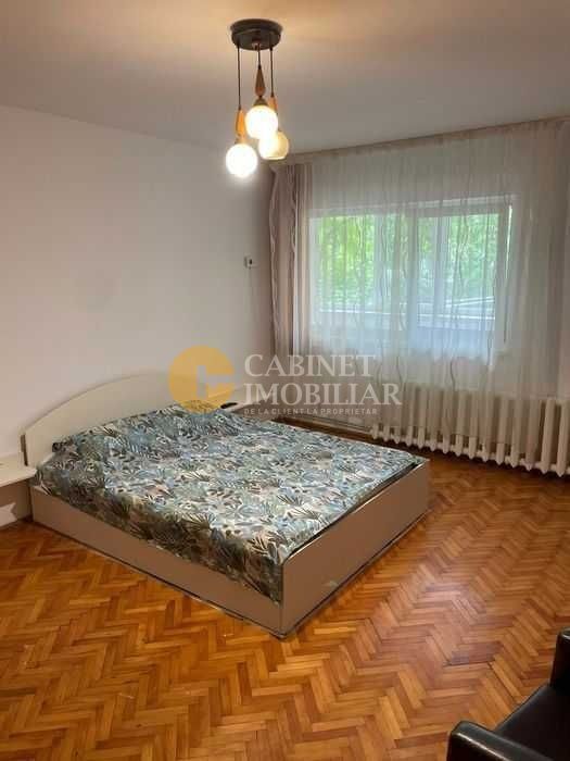 Vinzare apartament 2 camere Arcu Iasi - Poză 5