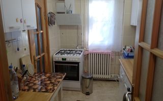 3 camere, etaj 1/4, foarte curat, liber! - Poză 2