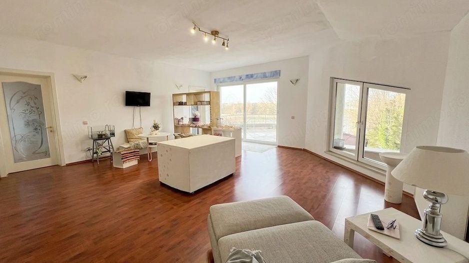 Proprietate rară pe Lacul Grivița | Teren 1902 mp + Vilă 568 mp | Nord Bucuresti - Poză 9