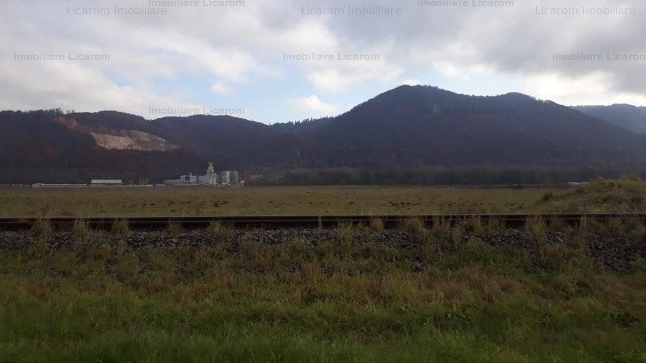 Teren industrial 2000mp DN 73 Soseaua Cristianului Str CUCULUI - Poză 4